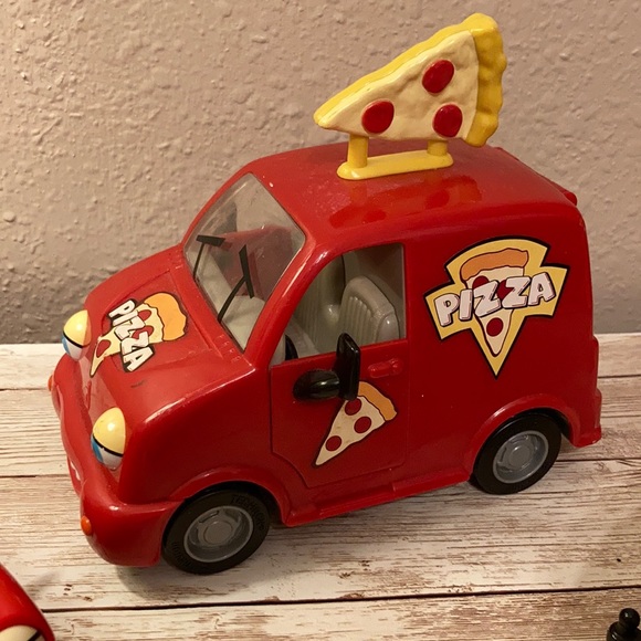 FIVE Chevron Techron Cars - Picture 11 of 14